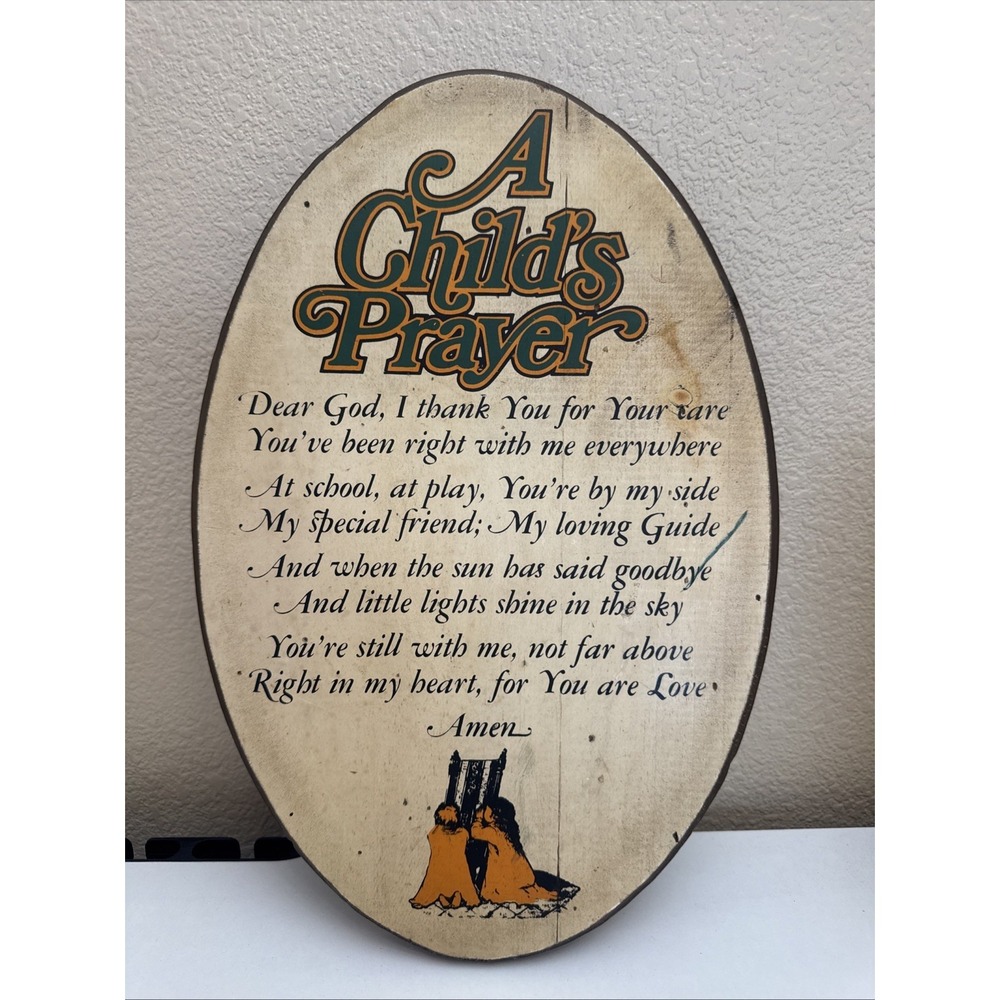 1970 wooden plaque with a Child's prayer Made In Massachusetts folk art style.